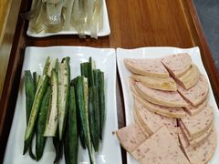 -峰瑞藏地美食·石锅鸡·牦牛肉(大昭寺品牌店)