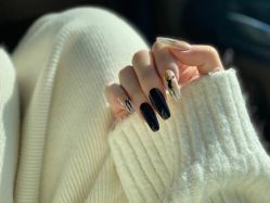 -AKIRA 安久日式美甲美睫