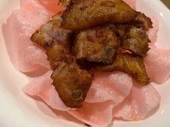 -维也纳酒店(上海虹桥枢纽松江新桥店)