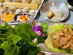 -围炉肉舍•炭烤活鳗•丹东海鲜烤肉(步行街店)