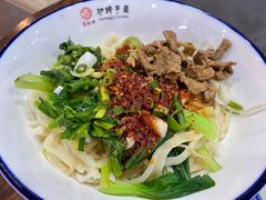 油泼三合一-王氏悦香驴蹄子面(（南门中大国际店）)