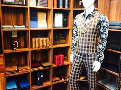 -宇翔服饰(双井桥东首城国际店)