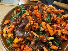 -阿山卓·野生菌火锅·纳西火塘烤肉