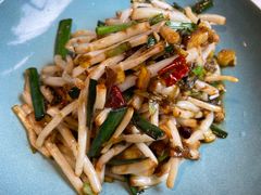 小炒芦苇根-魏铭鱼头捞饭(晋阳路店)