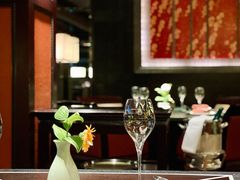 -杭州西子湖四季酒店·金沙厅