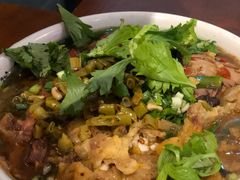 酸菜牛肉面加猪腰-易裕和·长沙米粉(友谊路店)