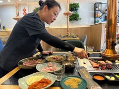 -臻牛烤肉