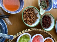 -包整·丝娃娃(一览甲秀楼风景店)