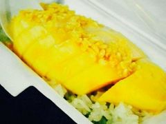 -芒果糯米饭摊子