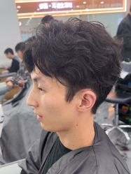 -藤野造型烫染·漂发
