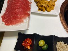 -洪氏嗨捞·猪肚鸡火锅(阳光天地店)