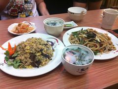 辣牛肉炒饭&nbsp;炒乌冬-庭园西餐