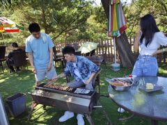 -尚庄度假村·庭台树下·户外烧烤·团建CS·轰趴营地(上庄水库店)