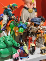 -16TOYS中古玩具铺(崇文门店)