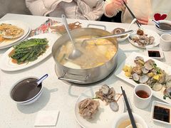 -肥仔文澳门猪骨煲(南京西路店)