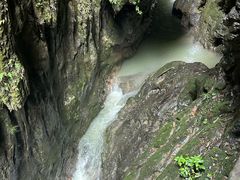 -龙水峡地缝景区
