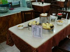 大堂-胡家包子·清真(大众巷店)