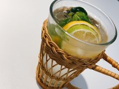 -露露家咖啡店