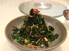 青年拌菜-青年公社烤鸭(青年路店)