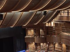 -交通银行前滩31演艺中心