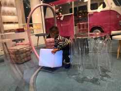 -MINI MARS KIDS CLUB亲子家庭中心(长宁天山店)