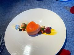 法式心形蜜桃茉莉花慕斯-弦月窗LUNETTE BY AMANDA(复兴路店)