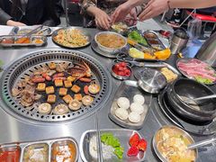 -马路牙子烧烤音乐酒馆(望京店)