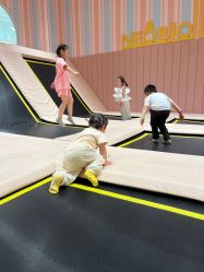 -奈尔宝·儿童乐园·亲子餐厅(鄞州万达店)