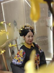 点击看大图 -盘子女人坊古装写真摄影(南京总店)