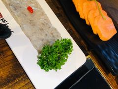 -老牌坊云南鱼豆花火锅(哈西万达店)