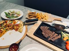 -必胜客(通辽万达店)