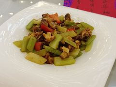 -宝燕壹号景观餐厅(龙盛国际商业广场店)