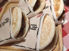 -西贝莜面村(上海百联西郊店)