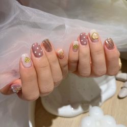 -米小兔美甲美睫