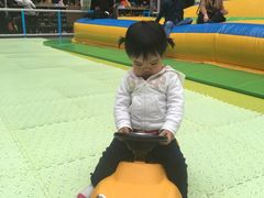 -蒙特利亲子乐园