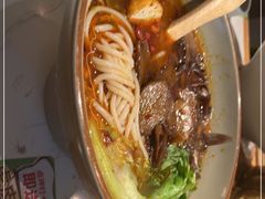 -百春原湖南牛肉粉(百联世纪店)