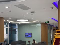 -雅悦齿科(顾村公园店)
