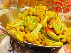 -闯关东东北农家菜(崂山石老人店)