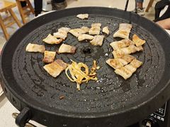 -焱味真•韩牛自助烤肉(大学城店)