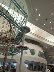 -MINI MARS 移动的空间站乐园·餐饮·派对(浦东金桥店)