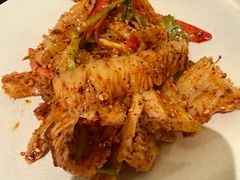 -鲜入唯煮·港式海鲜牛肉火锅(金宝街店)