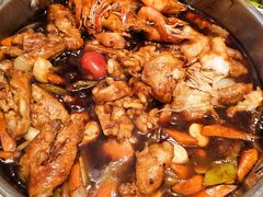 -黄记煌三汁焖锅(新佳丽江汉路店)