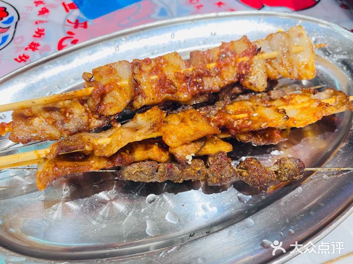 金多鱼大排档·烤鱼·烧烤·宵夜(江南水都店)招牌牛肉串图片