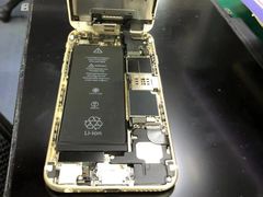 -Apple Store苹果手机电脑售后维修中心(浦东店)