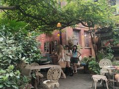 -古董花园(思南路42弄小区店)