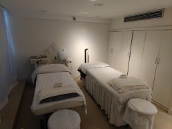 -JNK皮肤管理中心