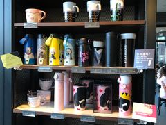 -星巴克臻选(盐城金鹰聚龙湖店)