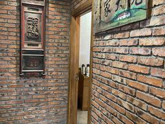 -头上红煨盐鸡·非遗院子餐厅