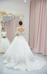 -LOVE SHINE婚纱·红鼎庄龙凤褂·妈妈装定制