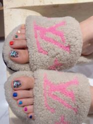 -悦指间美甲美睫